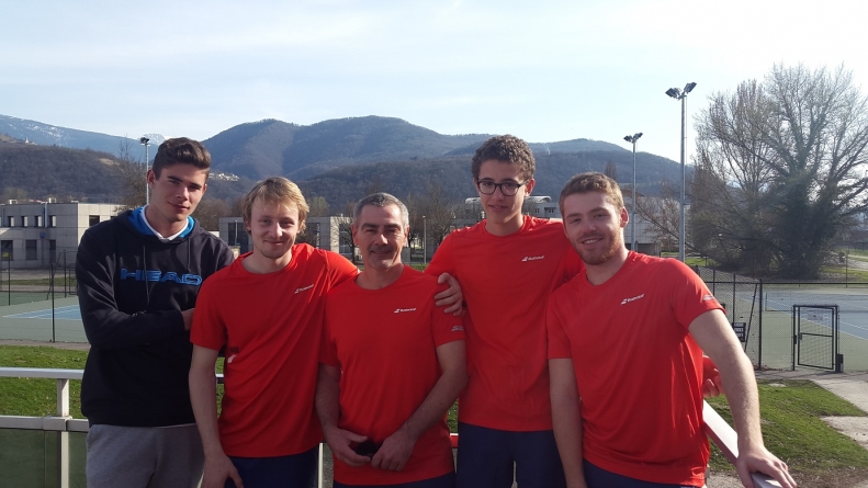 Focus sur l’équipe 5 Hommes du GUC Tennis